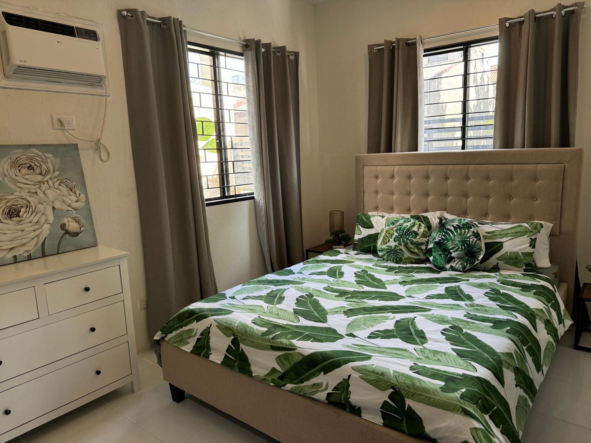 Home Away From Home. Bacolod Eksteriør billede